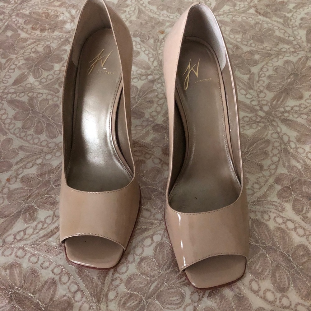 J Vincent size 8 nude heels